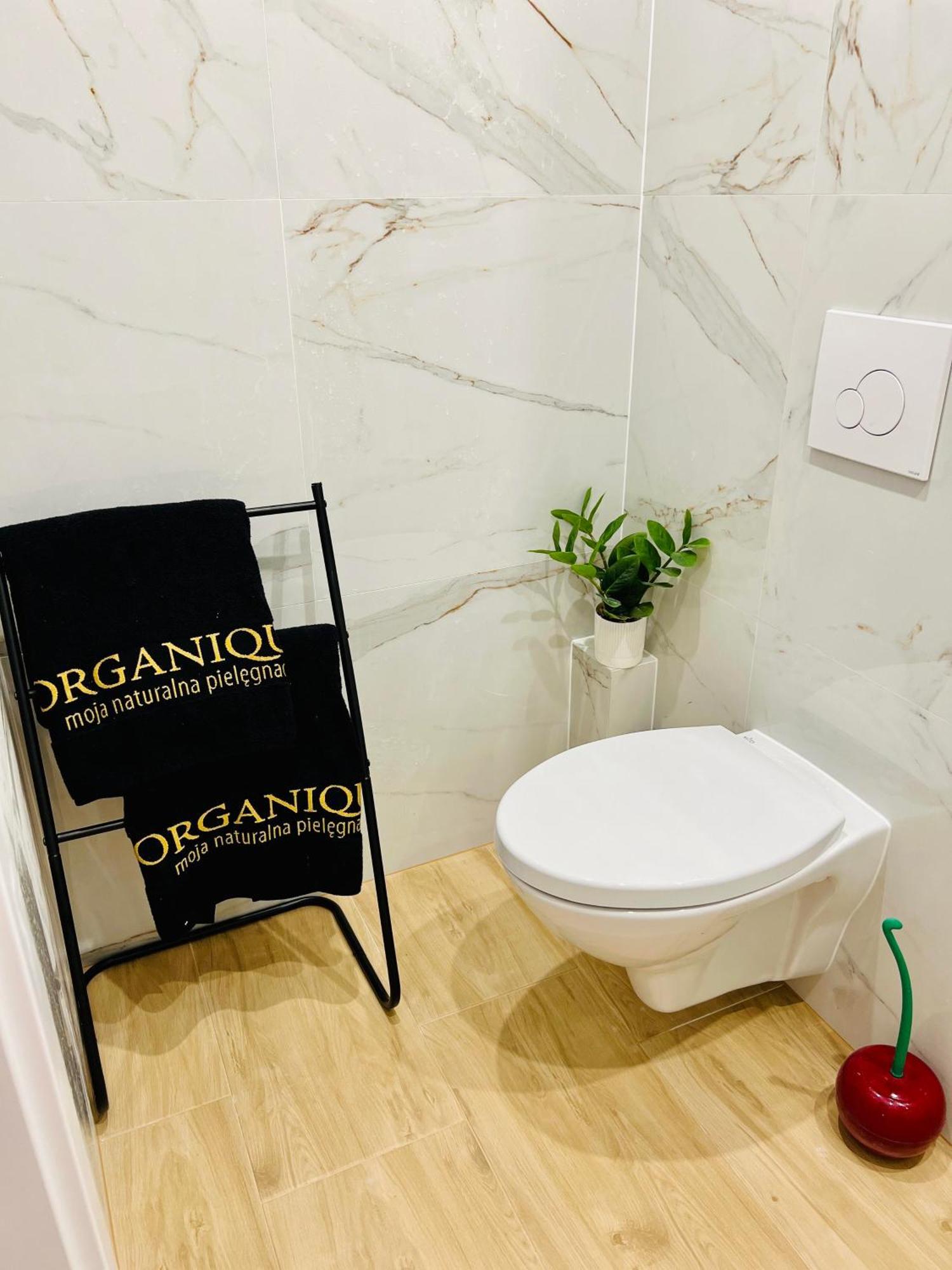 Apartament Happy Place Family & Business Targi Келце Екстериор снимка