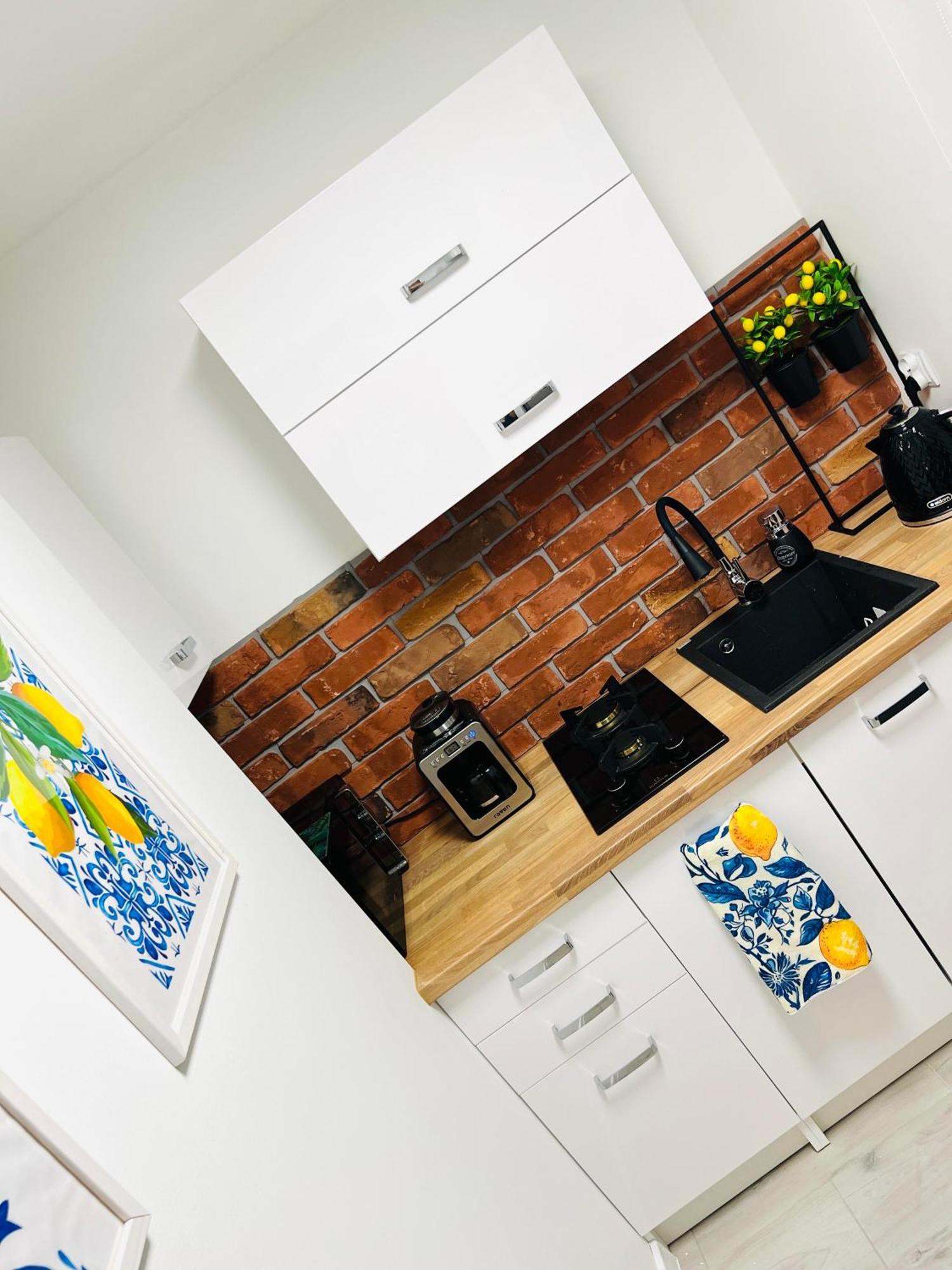 Apartament Happy Place Family & Business Targi Келце Екстериор снимка